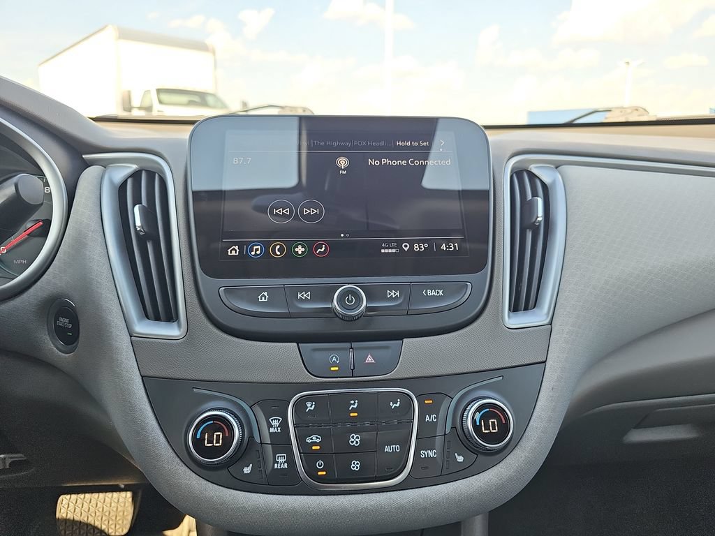 Used 2025 Chevrolet Malibu LT FWD image 20