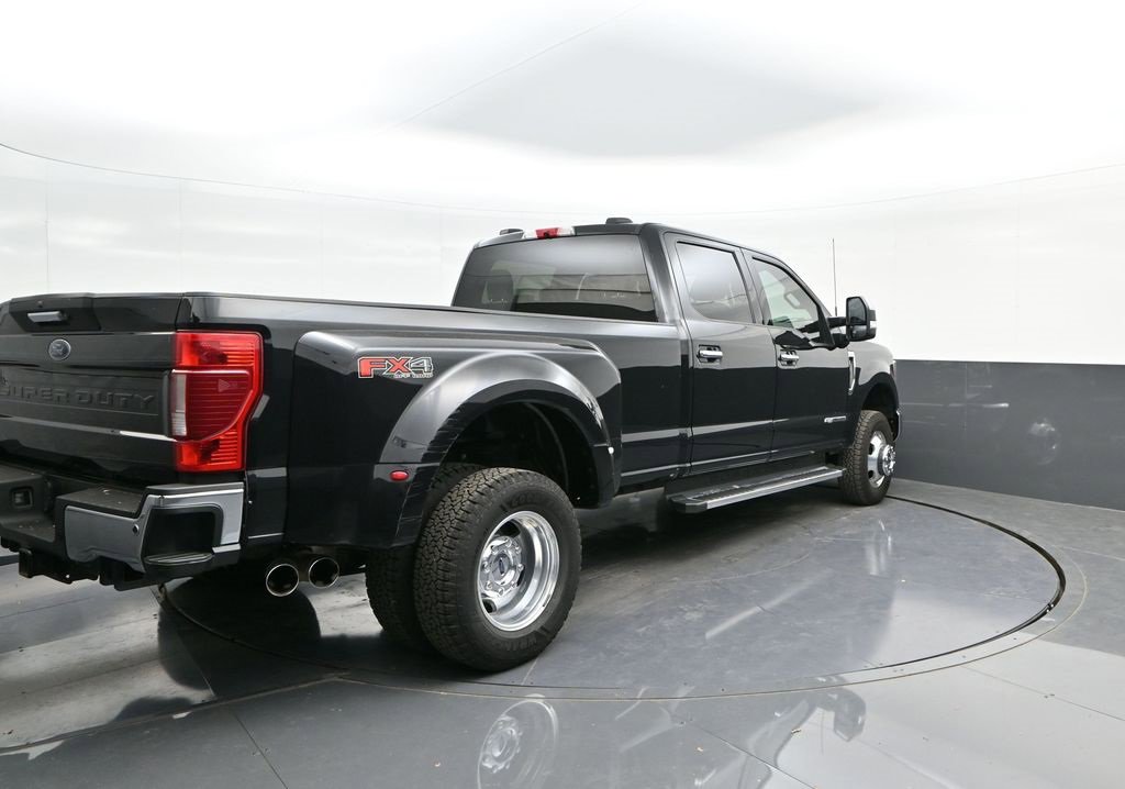 Certified 2022 Ford F350 XLT w/ XLT Premium Package image 11