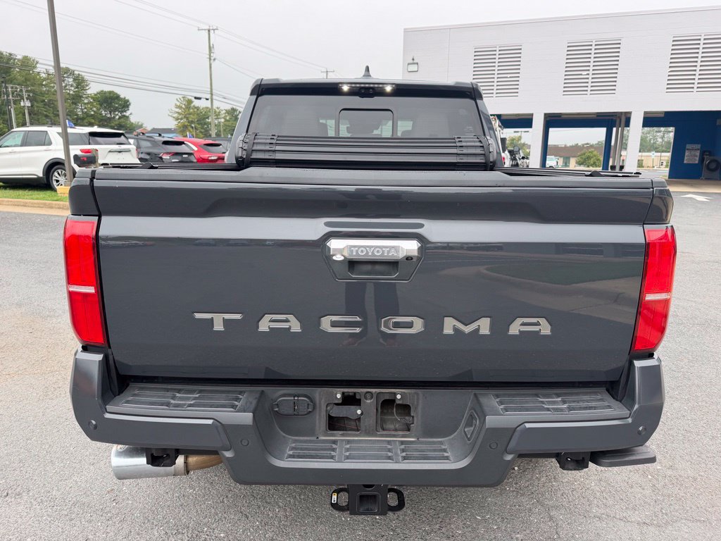 Used 2024 Toyota Tacoma Limited w/ Limited Package (LT) AWD/4WD image 4