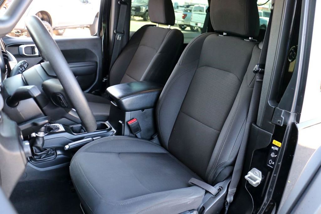 Used 2022 Jeep Wrangler Sport image 24