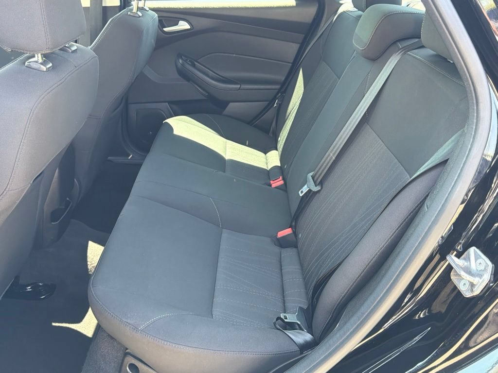 Certified 2017 Ford Focus SEL FWD image 34
