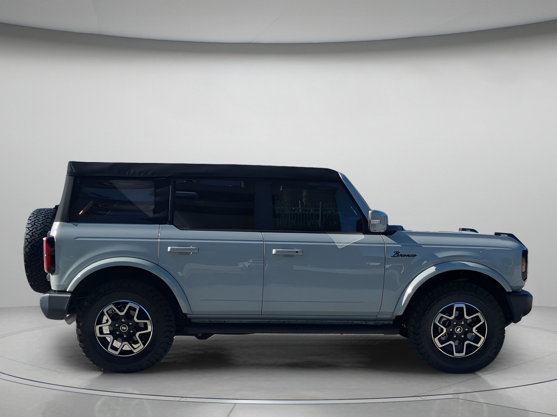 Certified 2024 Ford Bronco Outer Banks AWD/4WD image 39