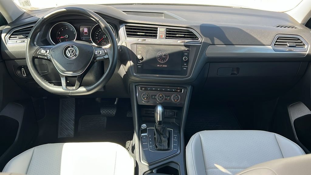 Used 2020 Volkswagen Tiguan SE FWD image 9