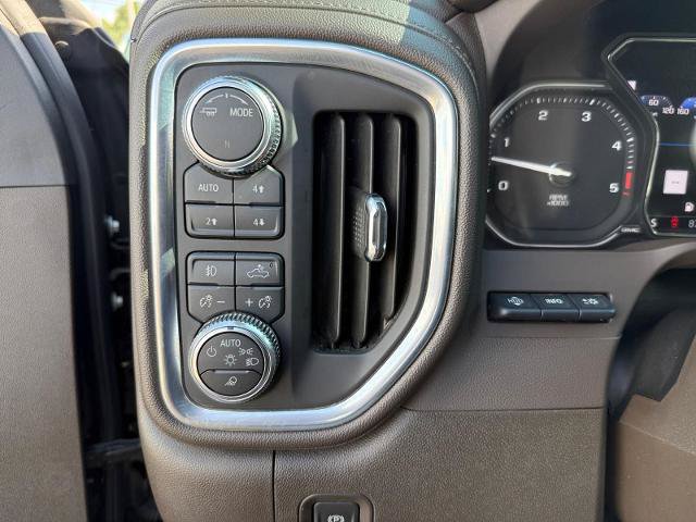 Used 2022 GMC Sierra 2500 Denali w/ Denali Ultimate Package AWD/4WD image 27