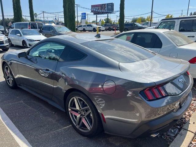 Certified 2025 Ford Mustang Coupe RWD image 7