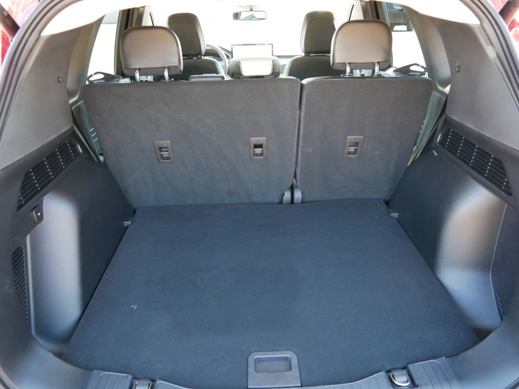 Certified 2023 Ford Escape Platinum w/ Premium Technology Package AWD/4WD image 10