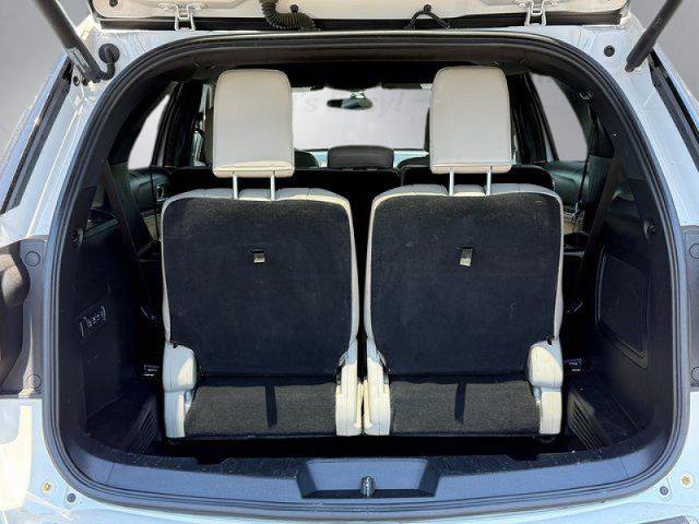 Certified 2018 Ford Explorer Limited AWD/4WD image 27