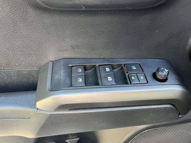 Used 2019 Toyota Tacoma TRD Off-Road AWD/4WD image 18