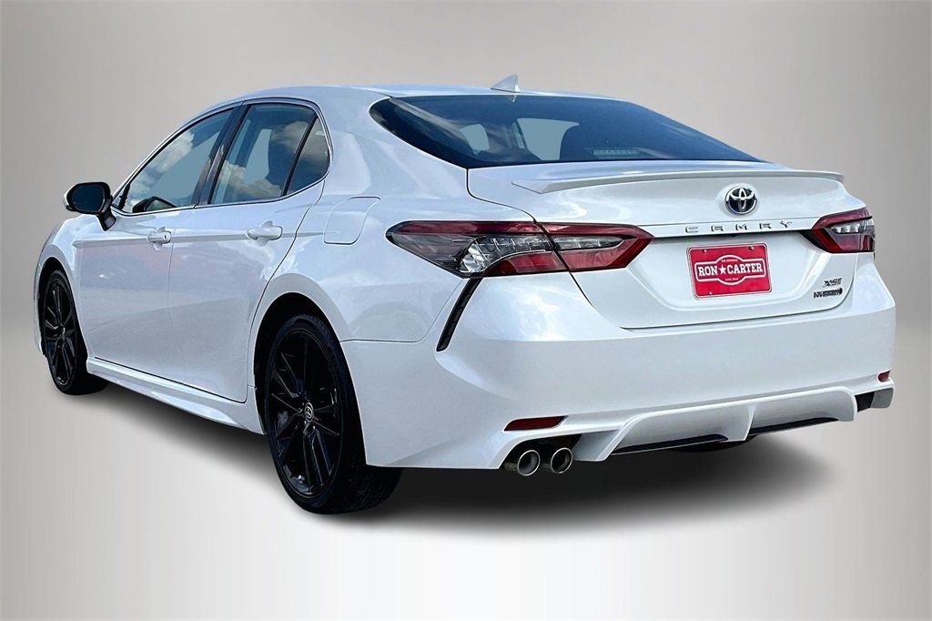 Used 2024 Toyota Camry XSE image 2