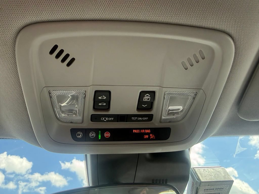 Used 2024 Chevrolet Malibu LT FWD image 30