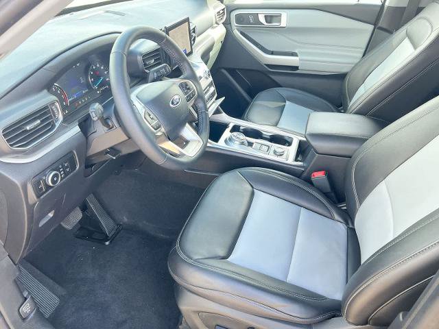 Certified 2024 Ford Explorer XLT w/ Equipment Group 202A AWD/4WD image 10