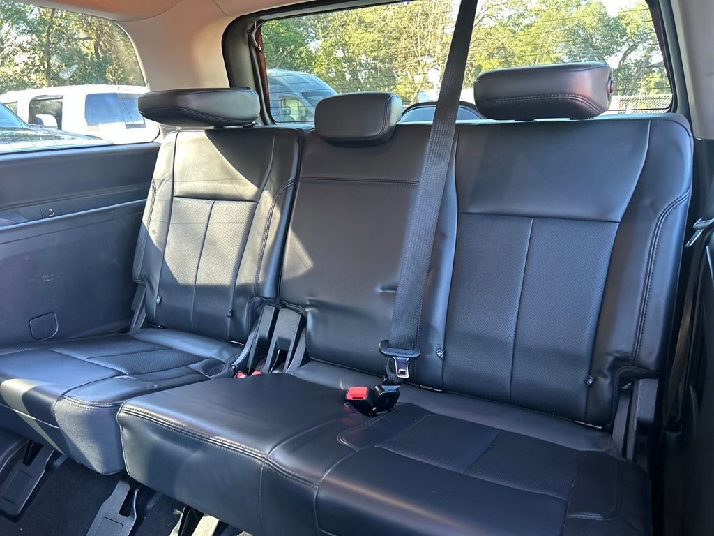 Certified 2024 Ford Expedition XLT image 14