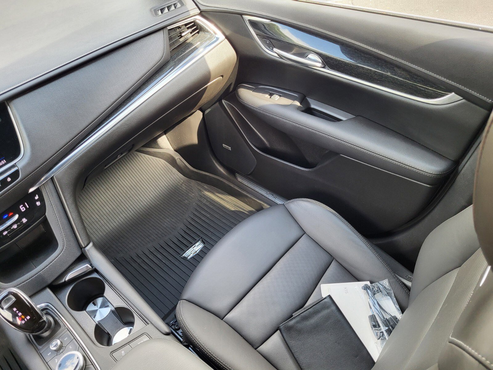 Used 2021 Cadillac XT5 Premium Luxury image 16