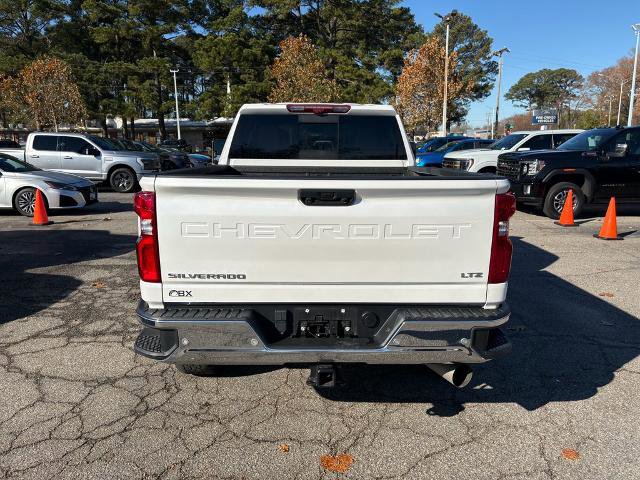Used 2024 Chevrolet Silverado 2500 LTZ w/ LTZ Premium Package image 4
