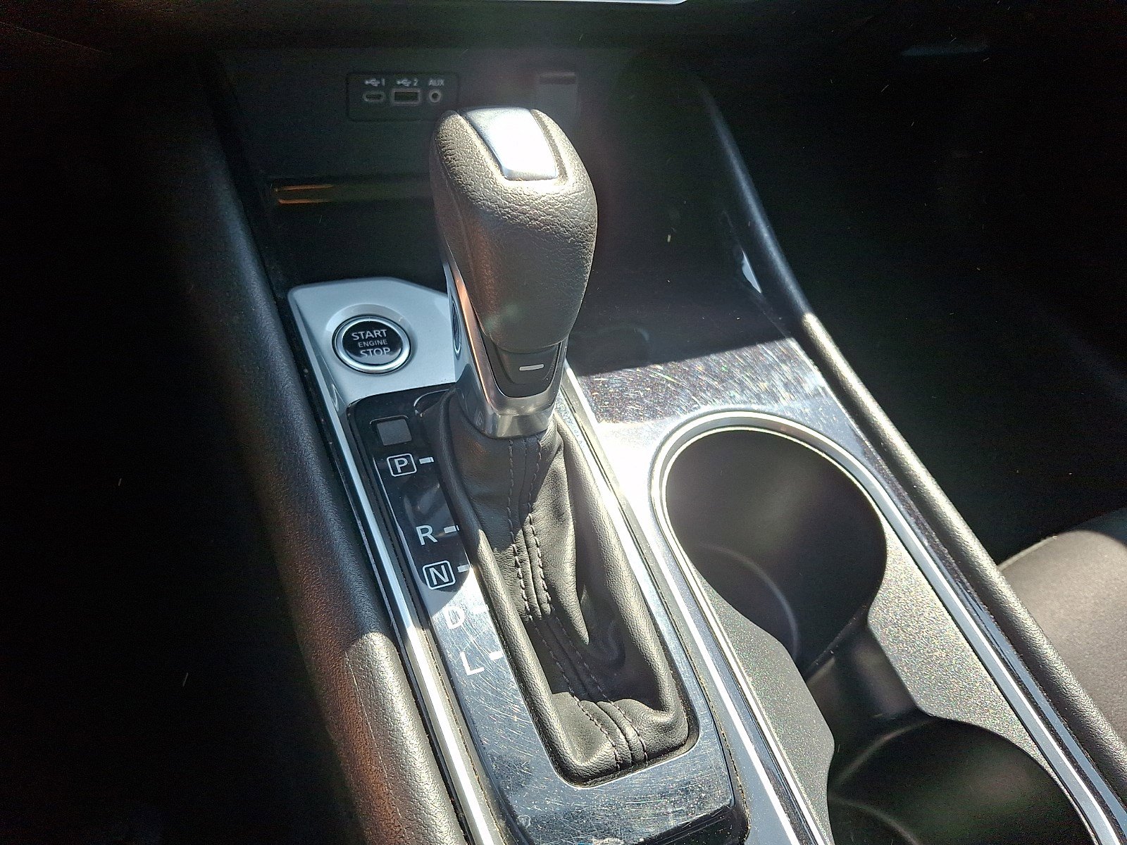 Used 2024 Nissan Altima 2.5 SV FWD image 13