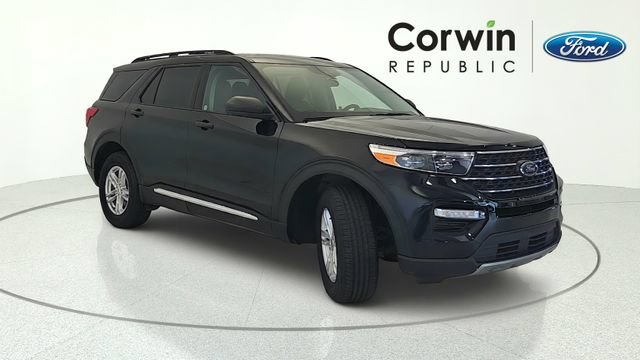 Certified 2023 Ford Explorer XLT w/ Equipment Group 202A AWD/4WD image 8