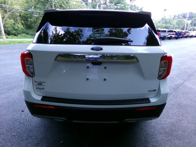 Certified 2020 Ford Explorer XLT w/ Equipment Group 202A AWD/4WD image 8