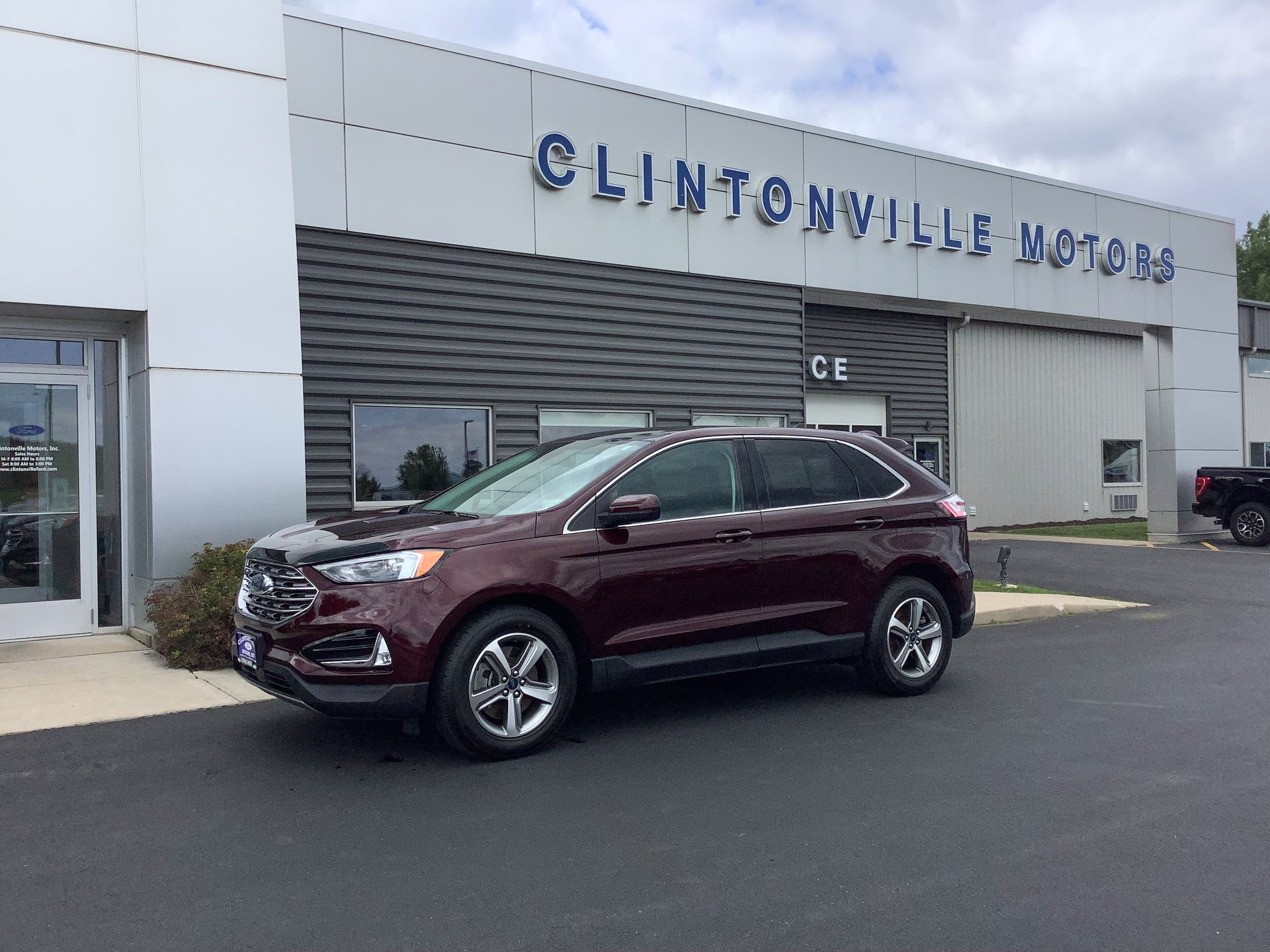 Certified 2022 Ford Edge SEL w/ Convenience Package