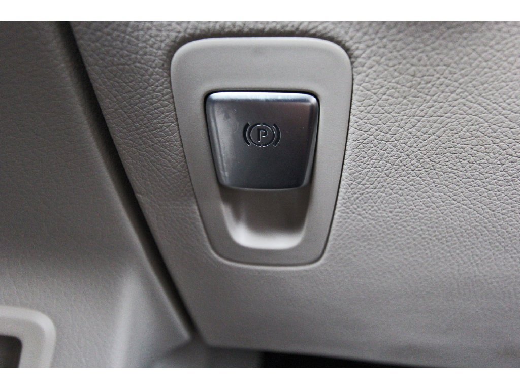 Used 2021 Mercedes-Benz GLC 300 image 25