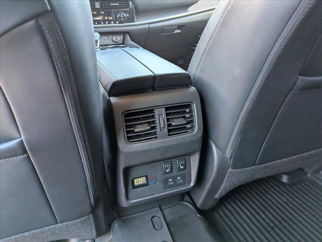 Used 2021 Nissan Rogue Platinum AWD/4WD image 21