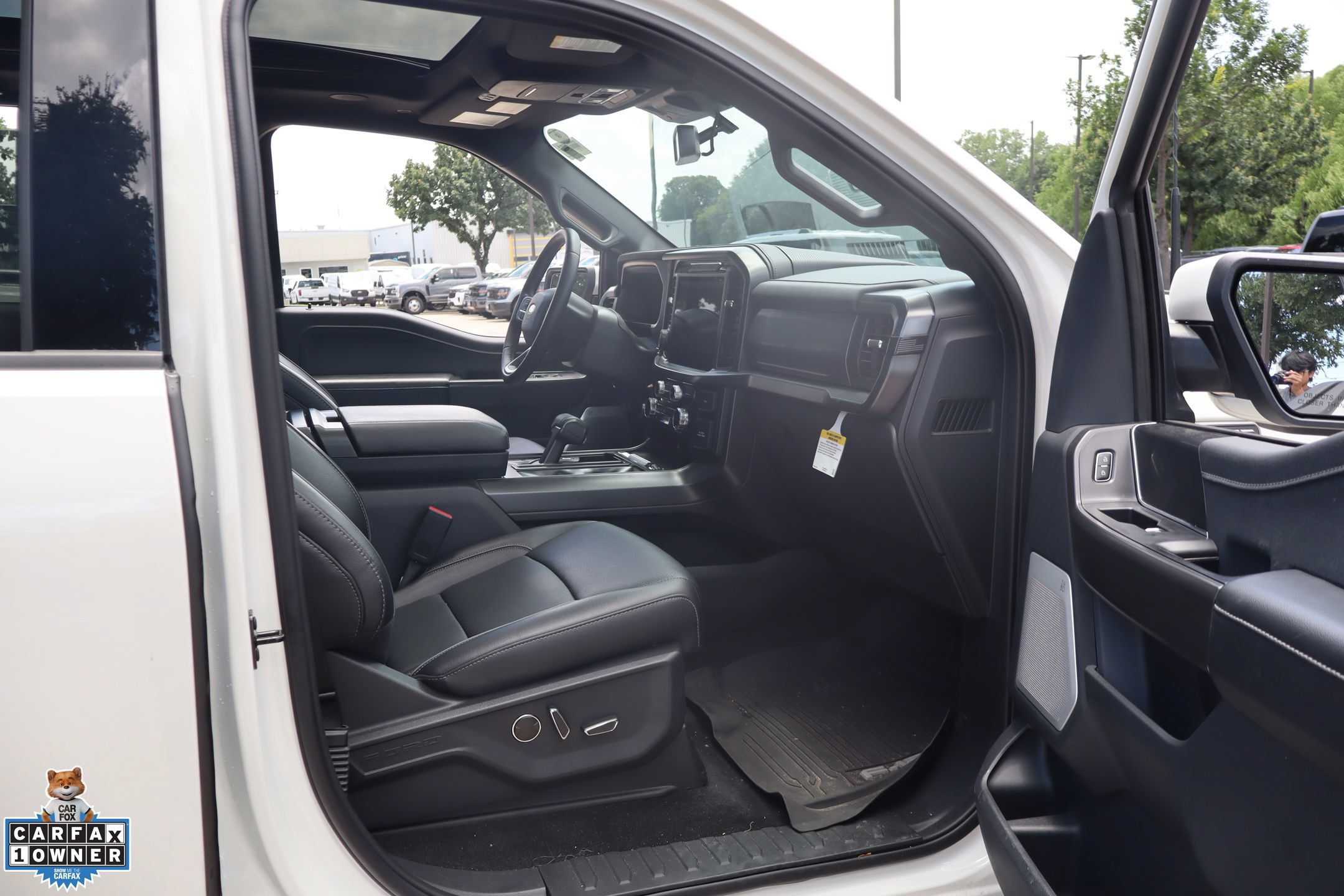 Certified 2025 Ford F150 Lariat w/ Equipment Group 502A High AWD/4WD image 30