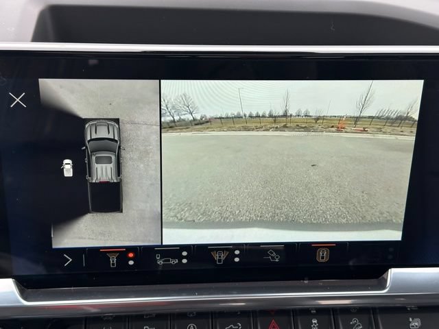 Used 2025 Chevrolet Silverado 1500 LTZ AWD/4WD image 30