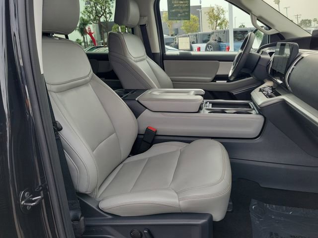 Certified 2025 Ford Expedition Max Active AWD/4WD image 18