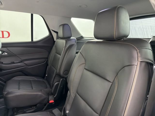 Used 2020 Chevrolet Traverse LT w/ LT Premium Package image 13