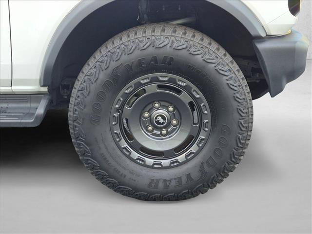 Certified 2025 Ford Bronco Outer Banks w/ Sasquatch Package AWD/4WD image 22
