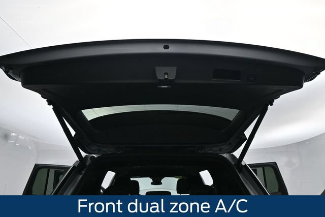 Used 2025 GMC Acadia Elevation w/ Black Edition AWD/4WD image 16
