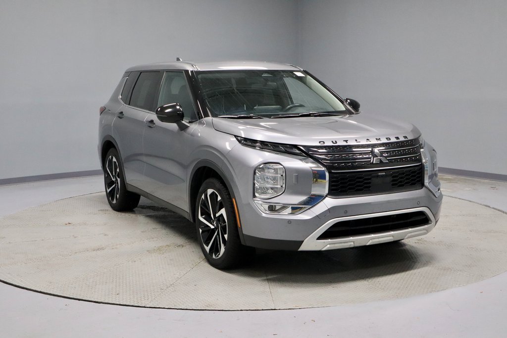 Used 2022 Mitsubishi Outlander SE