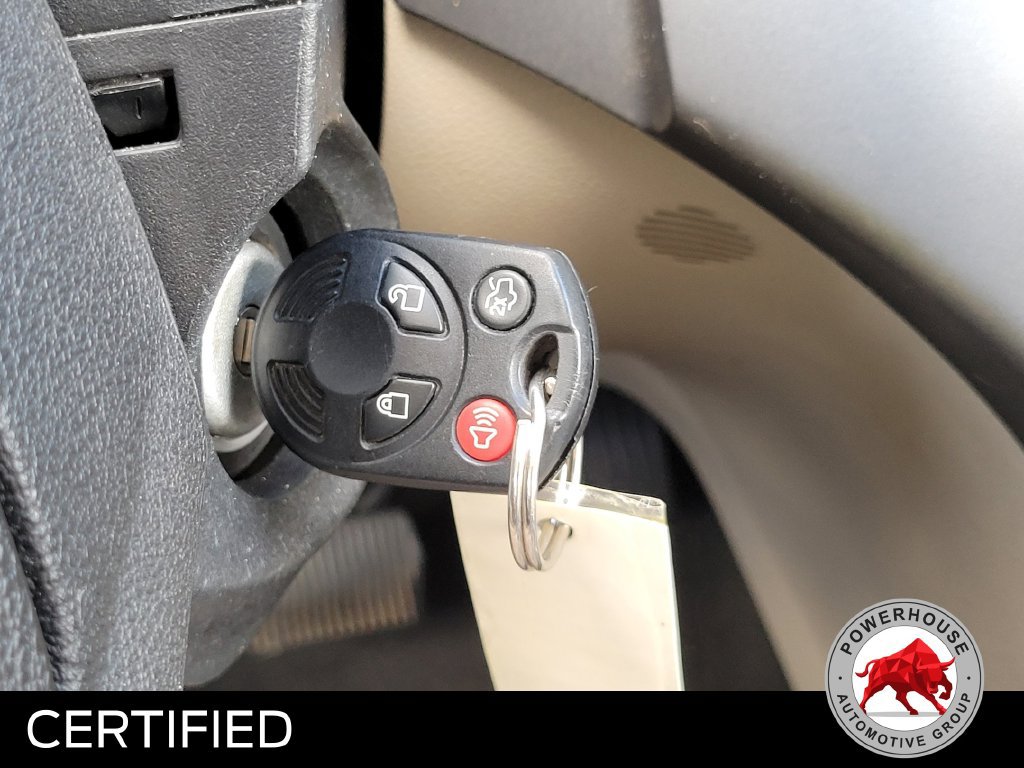 Certified 2017 Ford Escape SE w/ Equipment Group 201A FWD image 36