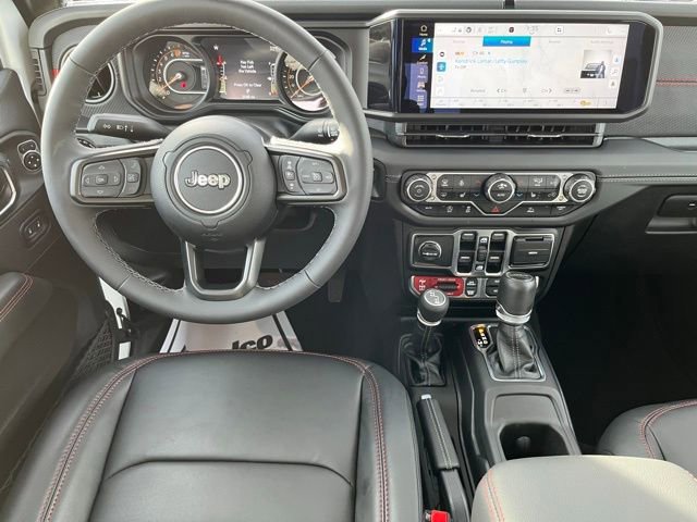 Used 2025 Jeep Gladiator Rubicon w/ Convenience Group image 18
