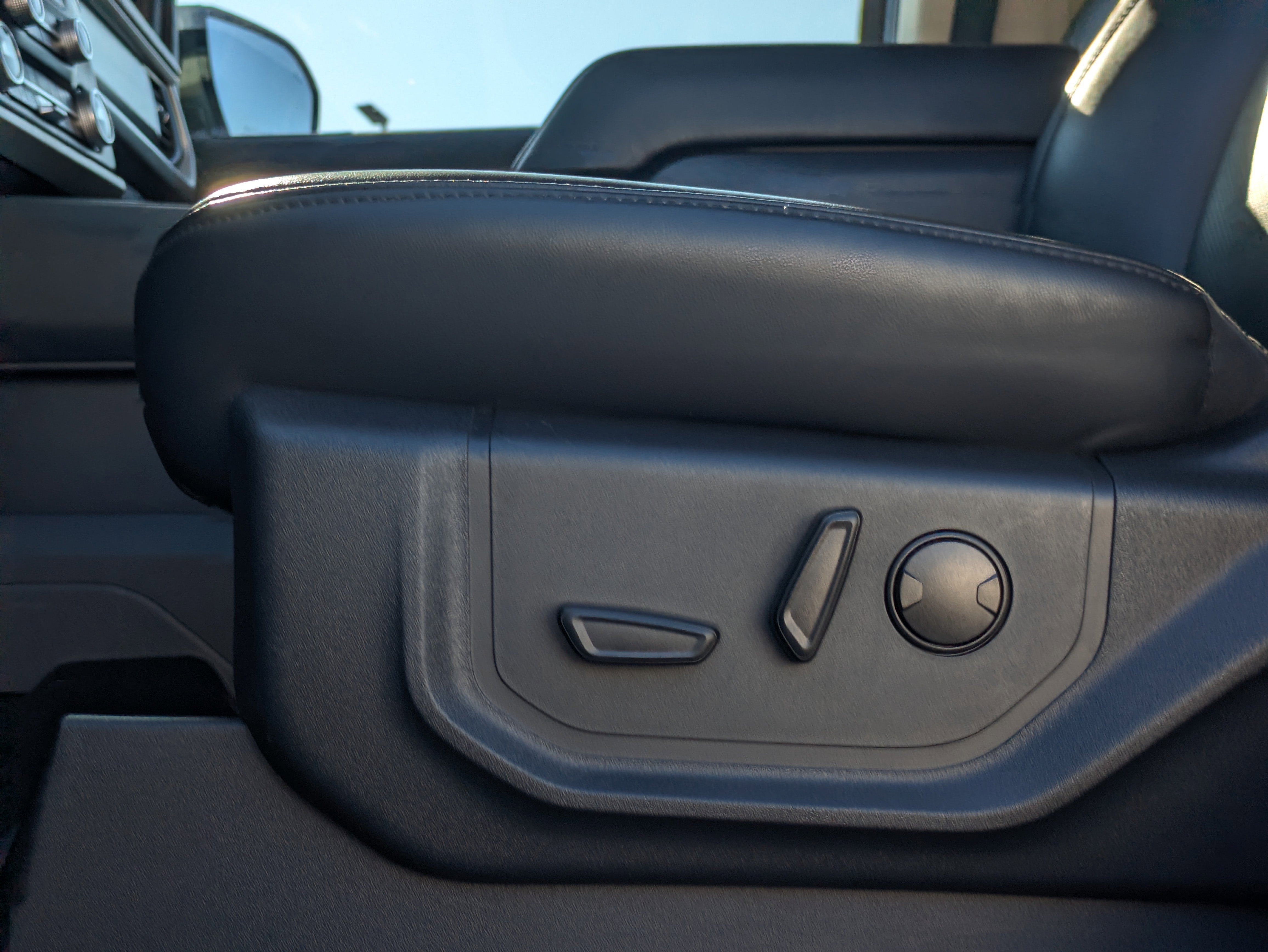 Certified 2024 Ford Expedition Max XLT image 25