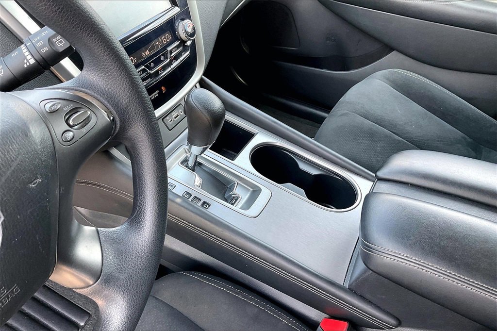 Used 2023 Nissan Murano S image 15