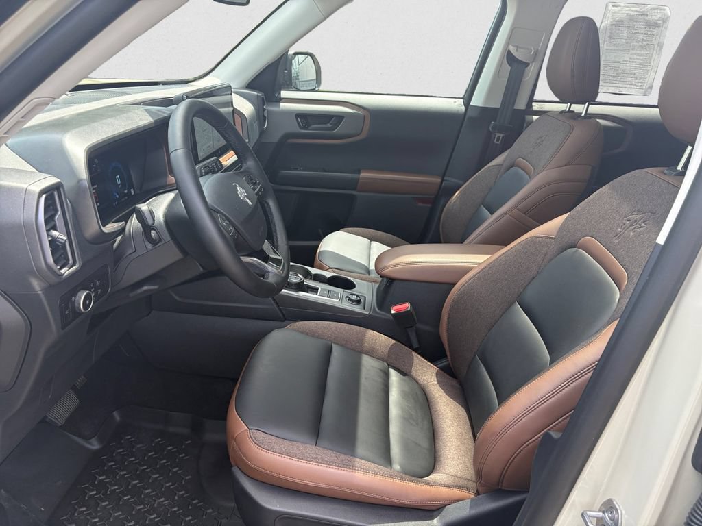 Certified 2025 Ford Bronco Sport Outer Banks w/ Outer Banks Tech Package+ AWD/4WD image 9