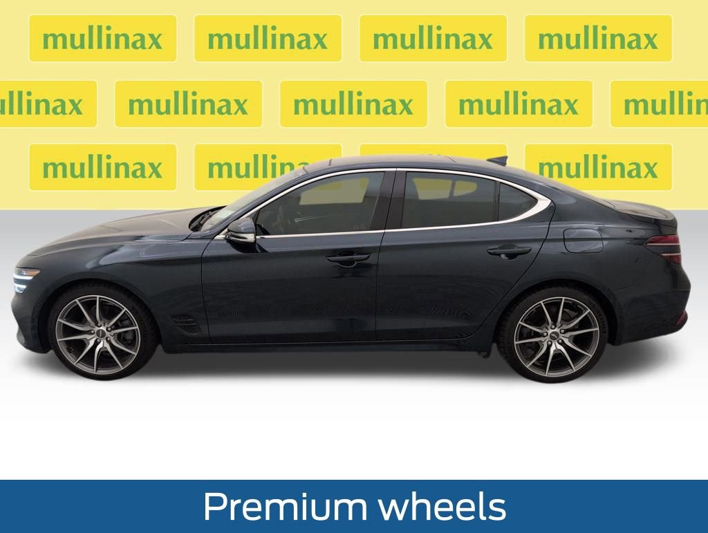 Used 2022 Genesis G70 2.0T w/ Prestige Package image 14