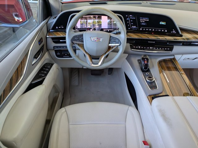 Used 2021 Cadillac Escalade Premium Luxury Platinum image 15