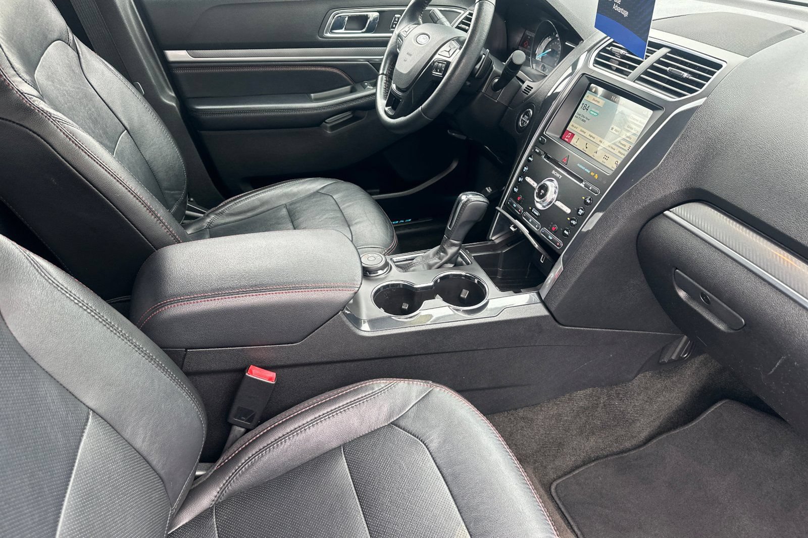 Certified 2018 Ford Explorer Sport AWD/4WD image 16
