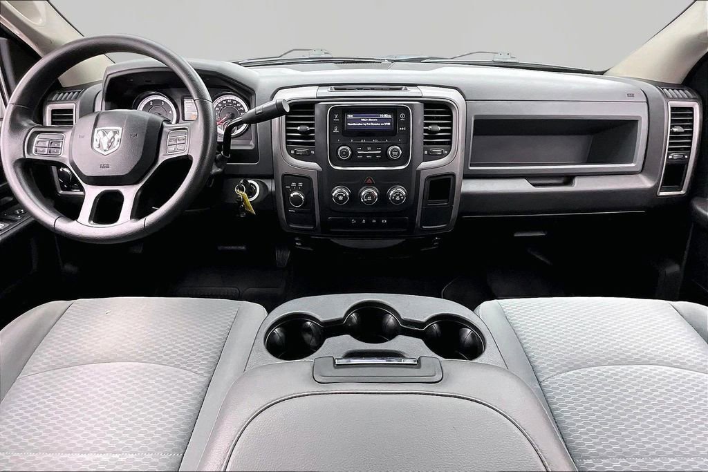 Used 2018 RAM 2500 Tradesman w/ Chrome Appearance Group image 16