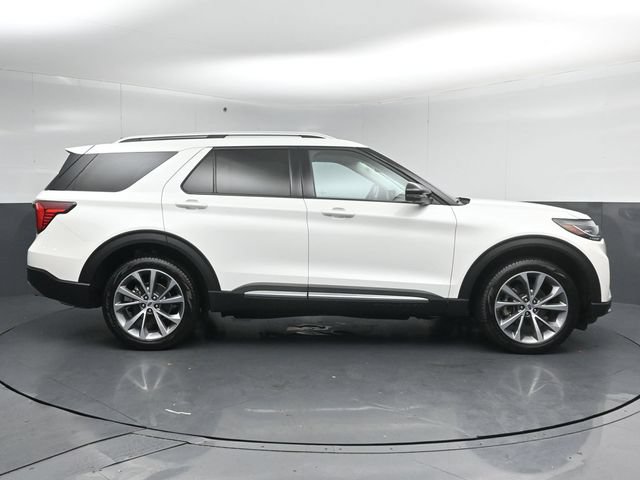 Certified 2025 Ford Explorer Platinum w/ Ultimate Package AWD/4WD image 8