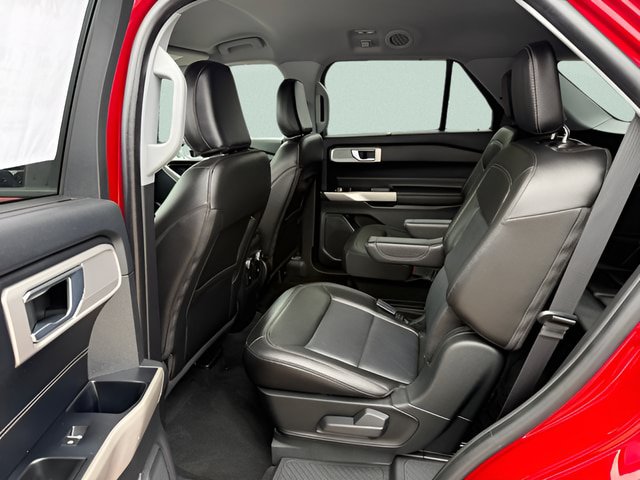 Certified 2022 Ford Explorer Limited w/ Equipment Group 301A AWD/4WD image 5