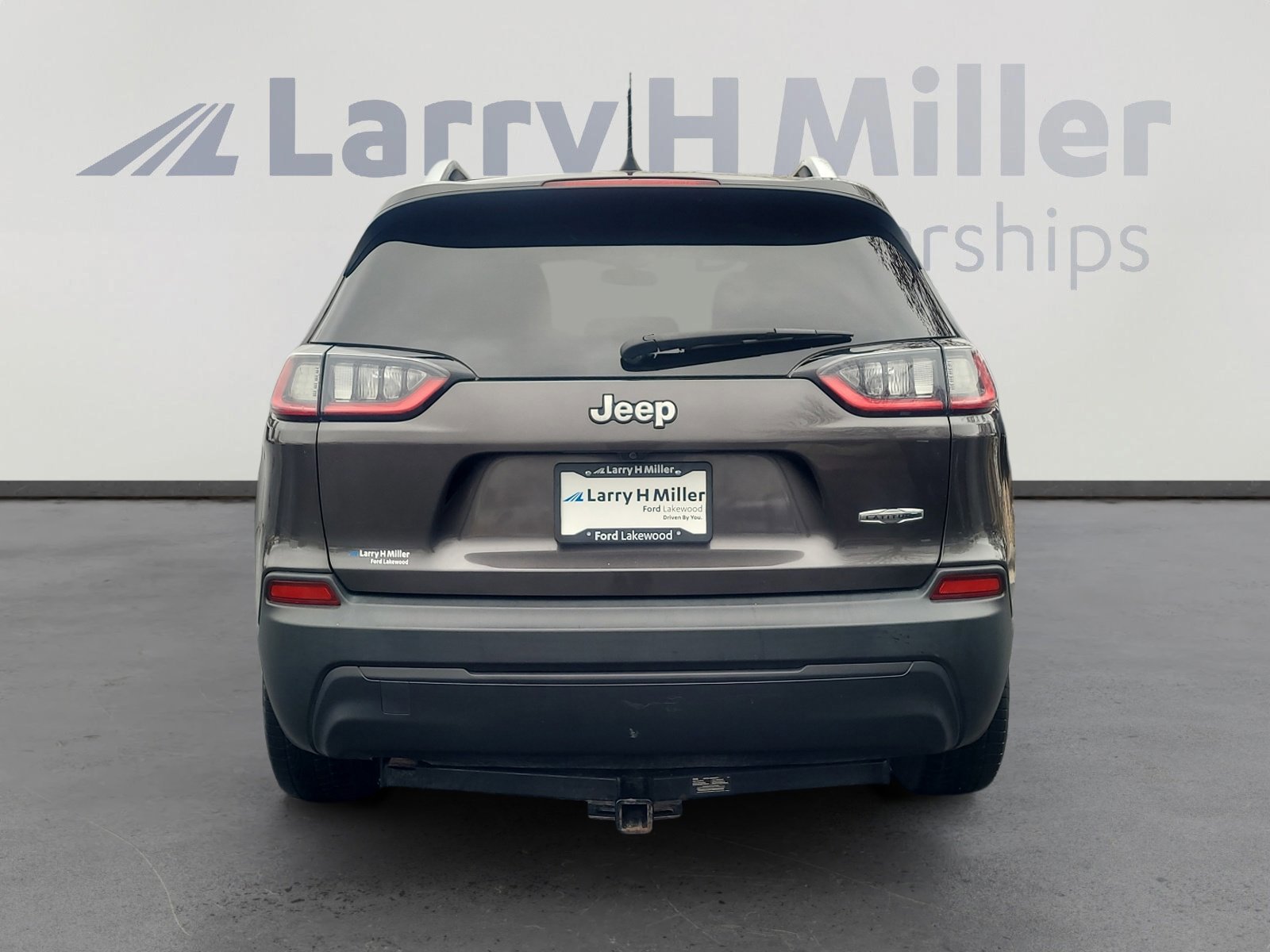 Used 2019 Jeep Cherokee Latitude Plus image 4