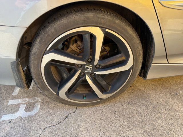 Used 2020 Honda Accord Sport image 11