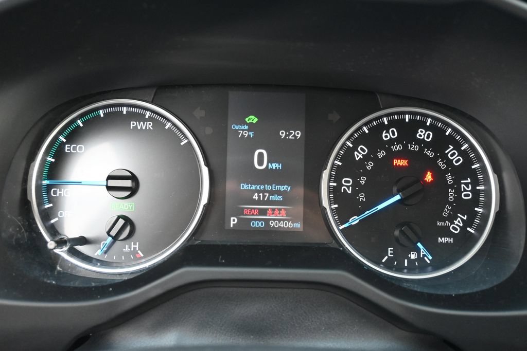 Used 2021 Toyota RAV4 LE AWD/4WD image 32