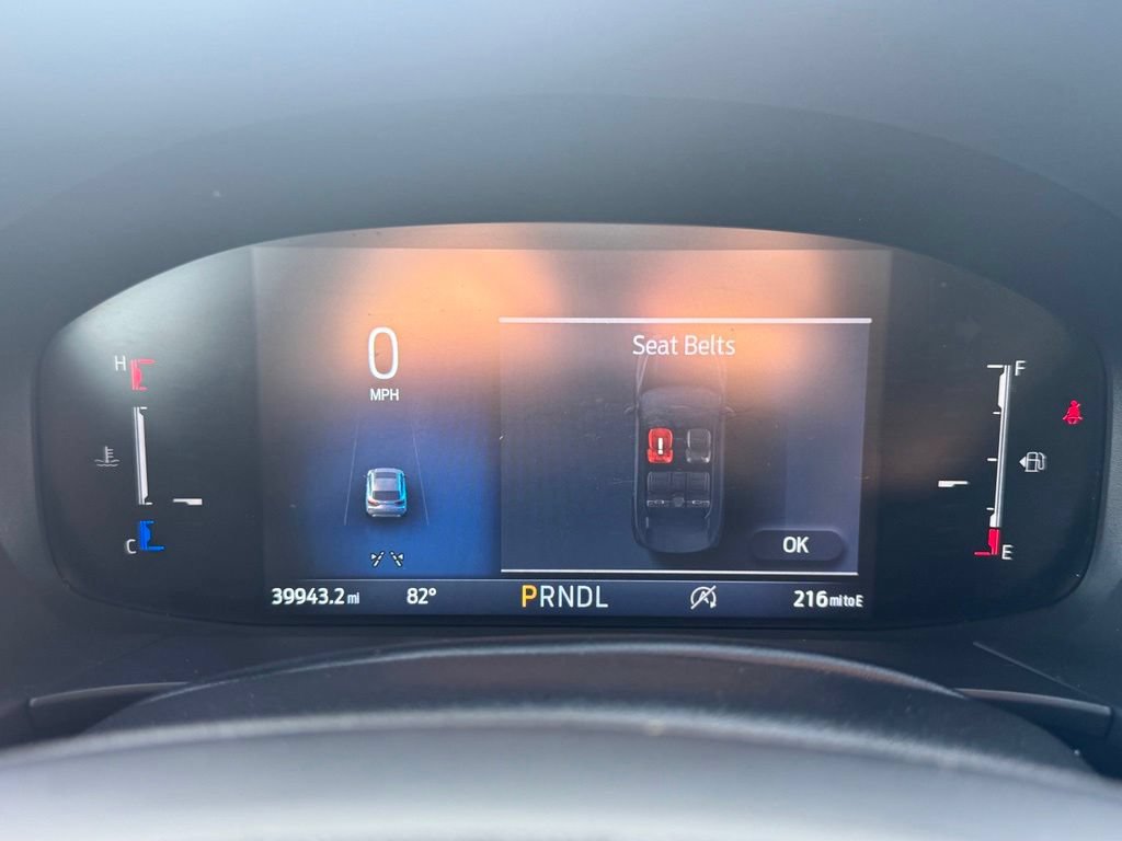 Certified 2025 Ford Escape ST-Line Select AWD/4WD image 8