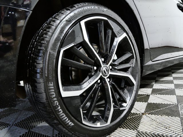 Used 2025 Nissan Altima 2.5 SR AWD/4WD image 9