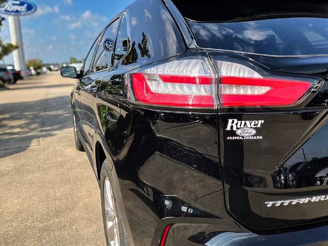 Certified 2024 Ford Edge Titanium AWD/4WD image 14