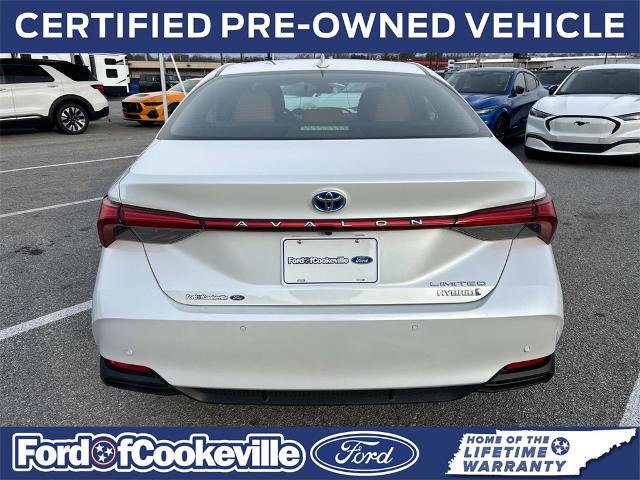 Used 2022 Toyota Avalon Limited image 5