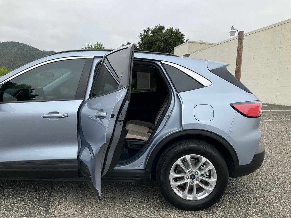 Certified 2022 Ford Escape SE image 57